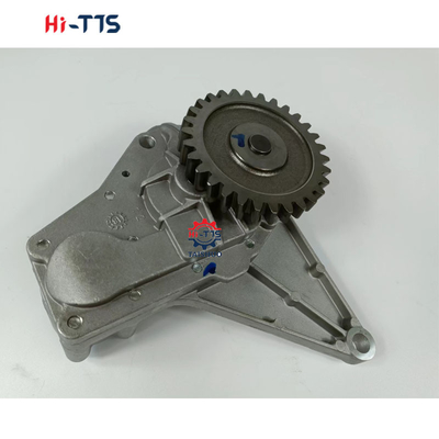 WP16 TD226B Excavator Diesel Engine Oil Pump ১৩০২৬৭৬০ ১২১৫৯৭৬৫ ১৩০৩৯৩১১